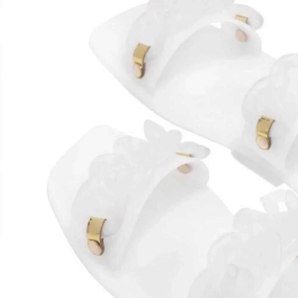 !! NEW !! Jelly Slide Sandals with Chain Detail in Matte White - Picture 3 of 11